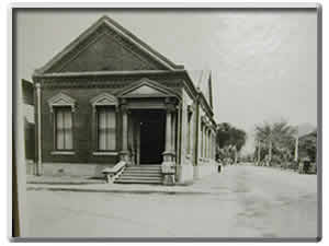 Image: About us - History, building